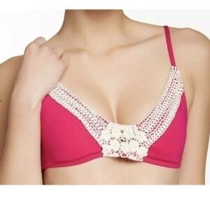 NWT Lucky Brand Crochet Bikini Top Size M Hot Pink Cream Criss Cross Back Beach